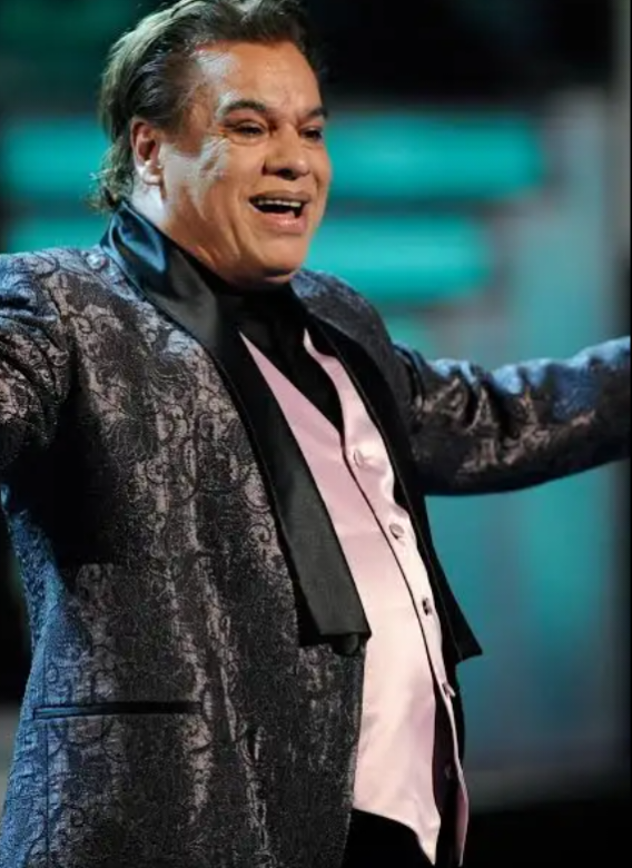 Rumores sobre Juan Gabriel: aseguran que “el Divo de Juárez” está vivo y vive en Francia